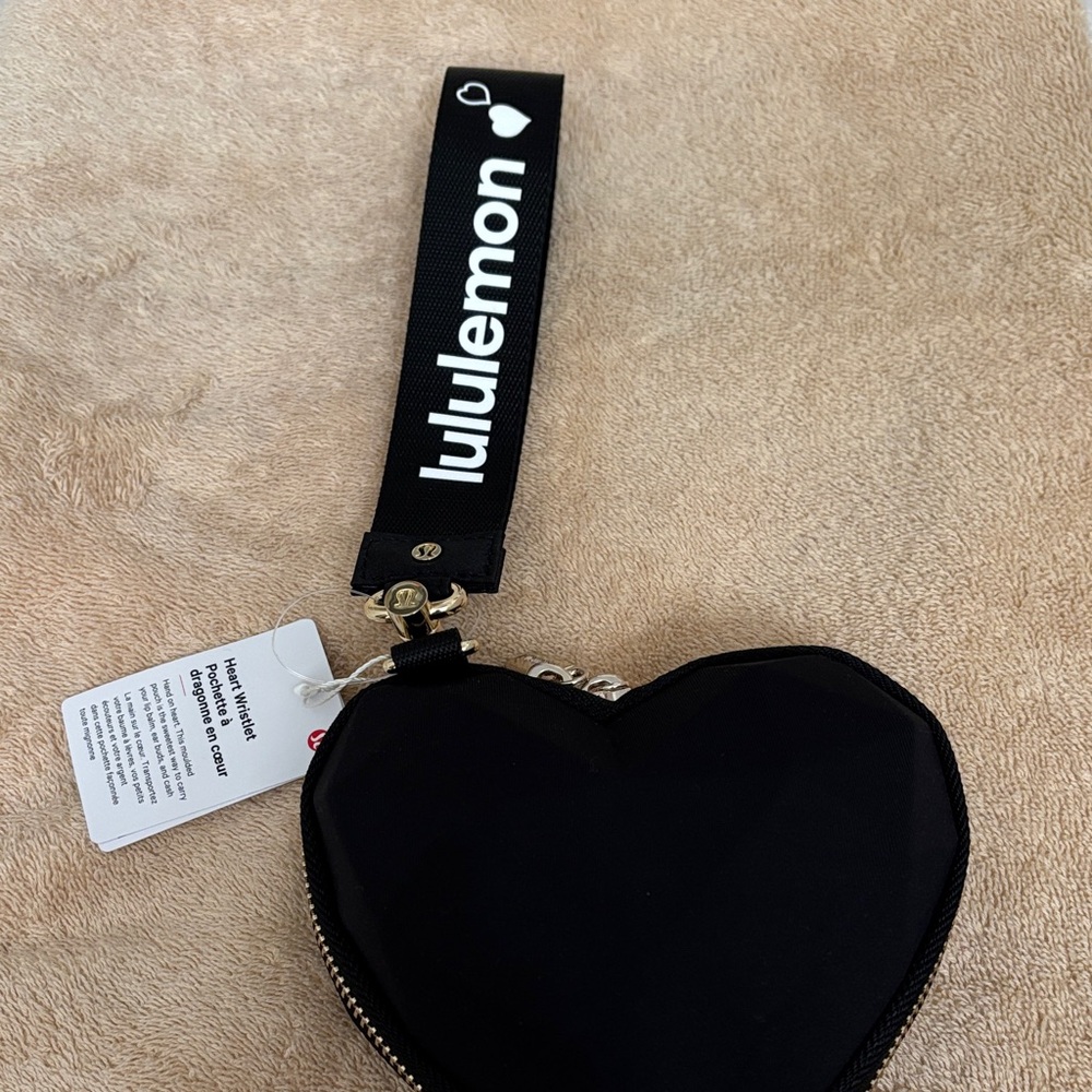 lululemon Black Heart Wristlet nwt